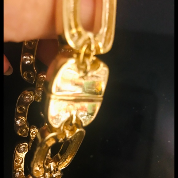 18 KT GOLD PLATED BRACELET Exquisite Luxury Designer STUNNING!  NEW CONDITION - Picture 15 of 16